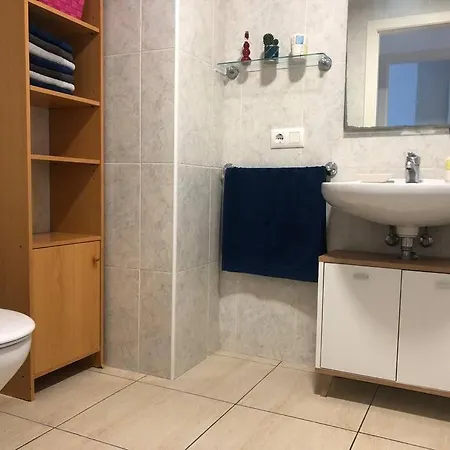 Apartamento En El Centro Del Pueblo Apartment *
